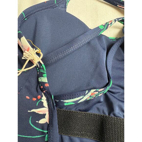 Carve Designs Beacon Onepice Swimsuit Blue Floral High Support Full Coverage S - Picture 4 of 13